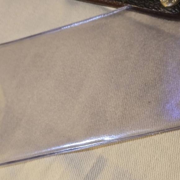 LOUIS VUITTON Monogram Porte Cartes CreditPression Case M60937 - Picture 14 of 14